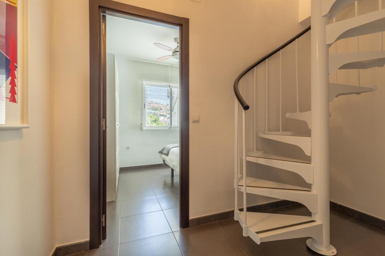 Fun Building Duplexes By Homeabout Malaga Bagian luar foto