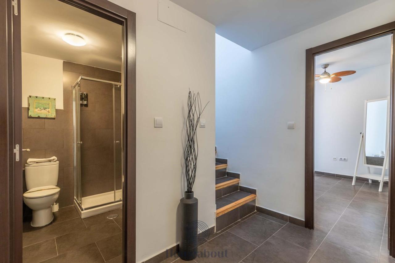 Fun Building Duplexes By Homeabout Malaga Bagian luar foto