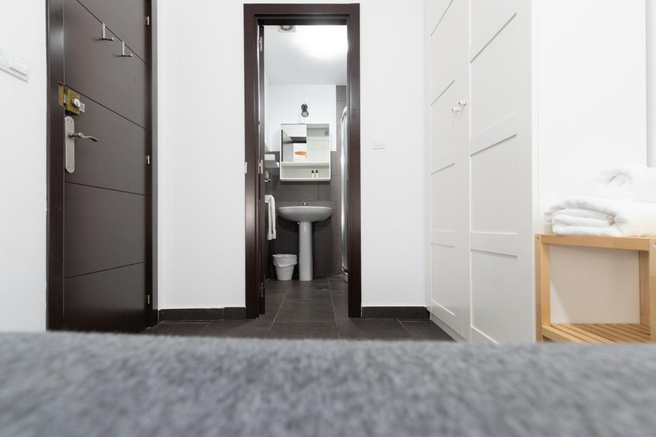 Fun Building Duplexes By Homeabout Malaga Bagian luar foto